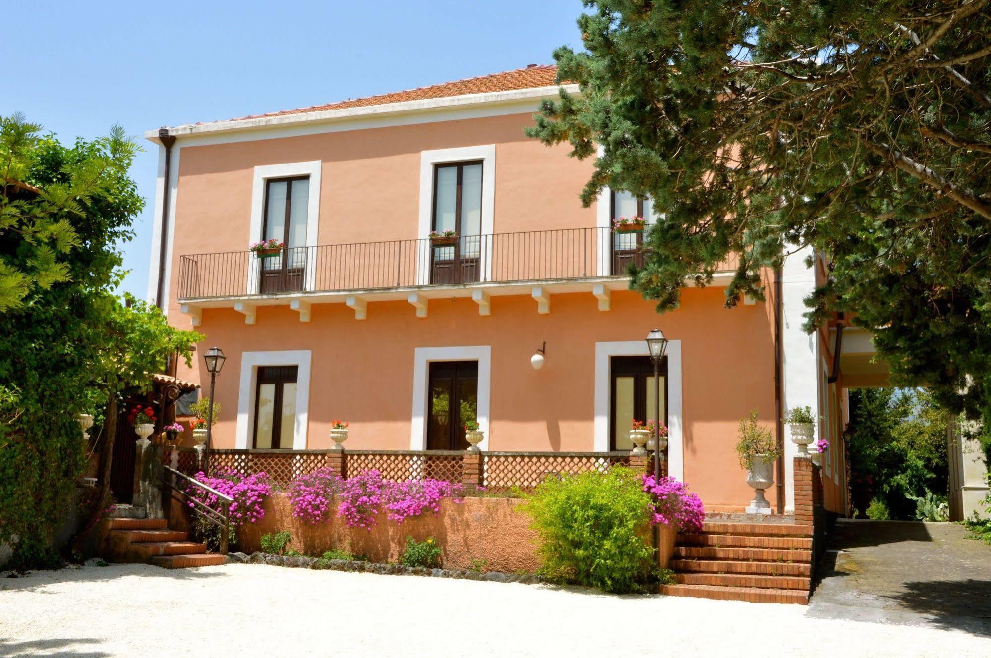 Villa Bonaccorso - Antica E Maestosa Villa Con Piscina Ai Piedi Dell'Etna Viagrande Dış mekan fotoğraf